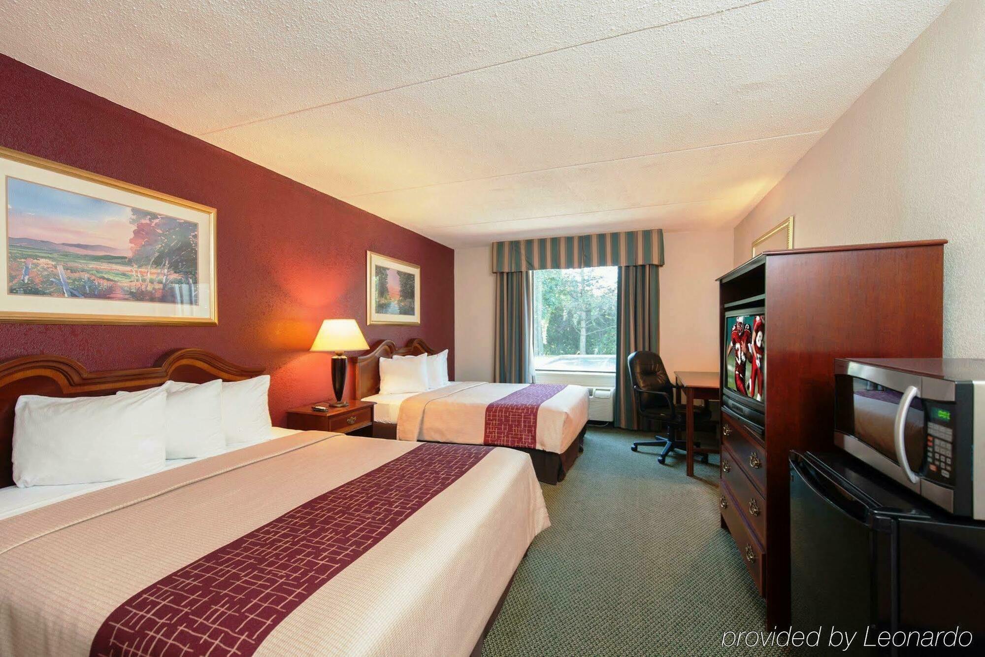 Red Roof Inn Карлайл Екстериор снимка